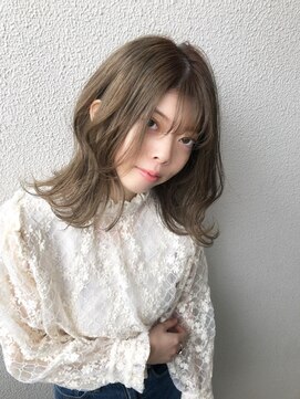 ニューヨークニューヨーク 大久保店(NYNY) 外ハネミディアム