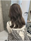 栄艶髪アッシュフェミニンレイヤーヘア
