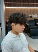 スパイキーショート　フェード　スペインカール　ルーズパーマ