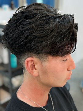 バース バイ ハピネス(BIRTH by happiness) 奈良men'sフェザーパーマフェザーショート