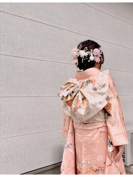 ホーミー(Homy.) ダウンまとめ髪