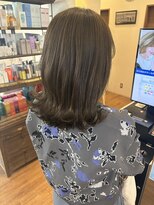 ビーバイシージャストビューティー(B by C just beauty) ミディアムレイヤー オリーブグレージュ