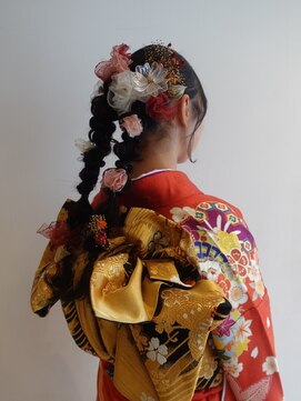 Folklore【フォークロア】翠町支店 《髪質改善サロン》 編みおろしツイン