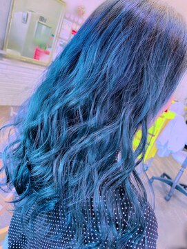 ヘアーブティック にし NISHI ビビットブルーグラデーション