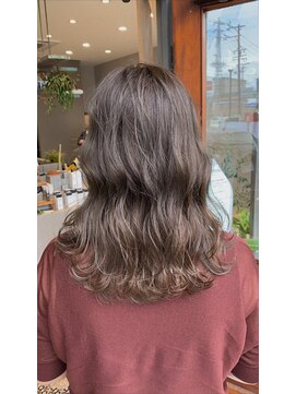 クルニエ(crenier) crenierで作るふわふわグレージュ●