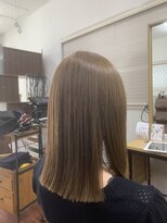 リアナ(RIANA)&nbsp;伸ばし中のミディアム