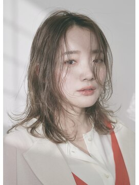 エンクス(enx) センター分け×くびれアンニュイヘア