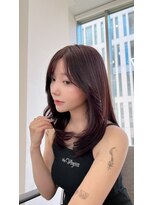 ヌイ 横浜(nui)&nbsp;深めなカシスカラー_前髪マチルダボブピンクベージュ