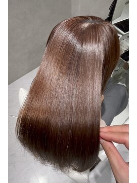 ルミス 銀座(Lumis) ストレートスタイル/艶髪/髪質改善/縮毛矯正/20代30代40代50代