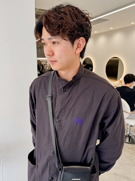 ナイロンバイセレクション(NYLON by Selection.) センターパートニュアンススパイラル