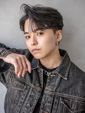 エイトメン 新宿店(EIGHT MEN) メンズ/センターパート/ニュアンスパーマ/新宿駅