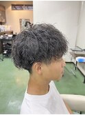 ツイストスパイラルパーマツーブロック刈り上げ