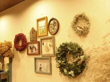 ヘアープレイス スパロウ(Hair place Sparrow)の雰囲気（落ち着いた雰囲気の店内♪）