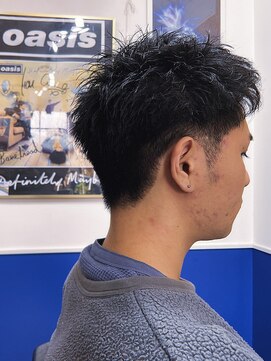 ジュリー(Julie) オーダー:サイド短めであとお任せで