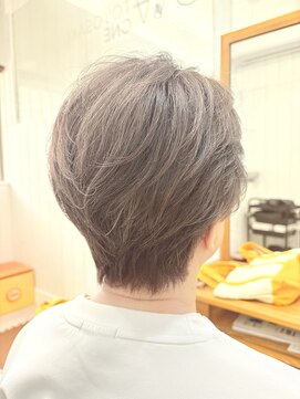 グロウトヨサキワン(GLOW TOYOSAKI ONE) 白髪にオシャレ染め!