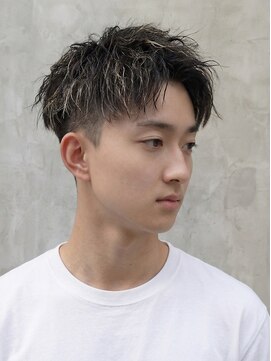 ジールサロン 学園の森店(ZEALSALON) アップバングツイスト