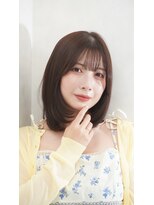 シアバイルーシー(SIA by LUCEY)&nbsp;暖色カラーブリーチなしピンクボルドーカラーレイヤーカット赤髪