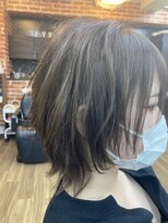 シード(Syead)&nbsp;ショートウルフボブ×ハイライトグレージュ【八王子】