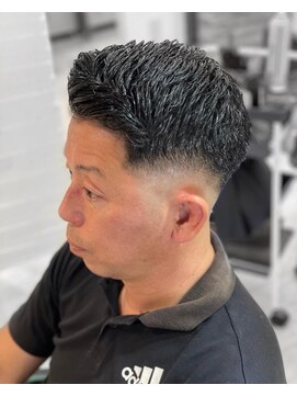 トップバイスリーナイン(TOP by THREE NINE) メンズ　フェードカット/短髪ツーブロック