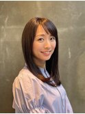 「ツヤ髪」ナチュラルストレート