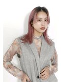 ピンクアッシュ_ミディアムヘアベビーバングボブウルフ