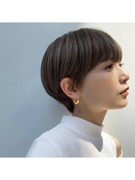 ココロニコル モダンマッシュショート