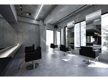 クーラアオヤマ(Cura Aoyama)の雰囲気（ダウンパーマが大人気！［酸性ストレート/ストカール/縮毛矯正]）