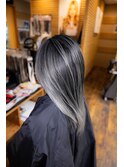 【米子】エアータッチバレイヤージュ／透け感シルバー