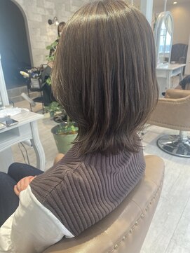 アストランティア 栄店(ASTRANTIA) 【 miho 】アッシュベージュ ＊ くびれスタイル