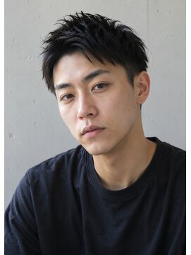 グランツ(Glanz) 王道人気のアップバングショートスタイル