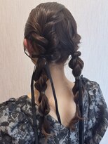 ビューティシモ 川越(Beautissimo) 編み下ろしツイン 三つ編み リボン イベント ヘアセット