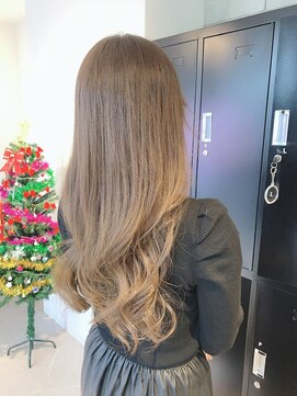 イーラ(era) 《era》ショコラベージュ　イルミナカラー　透明感　みわ