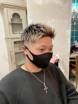 エイミーバイアフロート(amie  by afloat) スキンフェードアップバング