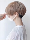 【morio 原宿】刈り上げハンサムショート　前下がり　ハイトーン