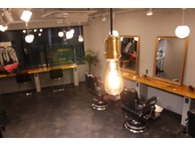 ミッドシー(mid-c)の雰囲気（平日9時から22時まで営業）