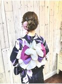 プロが着つけする、着崩れしない浴衣の着付けとヘアセット