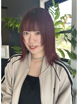 アンドアイズム(and.I'sm) ボルドーカラー/暖色カラー/ブリーチあり