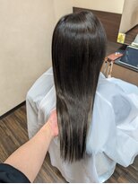 レアナ バイ ニーナ(Leana by NINA)&nbsp;プルエクステでロングヘア