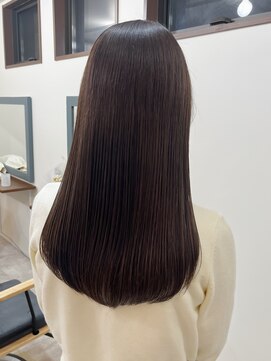 ロエ(loe) 暗髪カラー