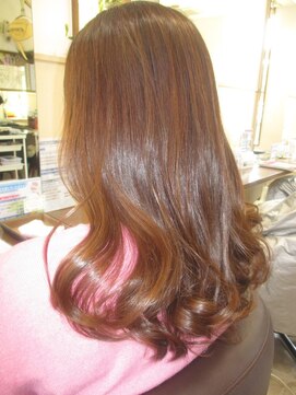 コアフィールフィス(COIFFURE fils) ベージュブラウン レイヤーカット 巻き髪 髪質改善