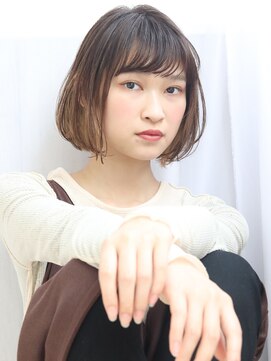 シロフイケブクロ(shirof ikebukuro) ナチュラルボブ×シースルーバング