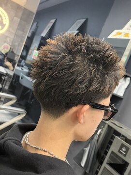 フランクスバーバーリベラルド 横浜(FRANK'S BARBER LIBERALD) メンズメンズカットブリーチパーマR