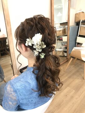 ロカット サロン(Roquat Salon) 二次会ローポニーアレンジ【ヘアアレンジ  立川/立川南/八王子】