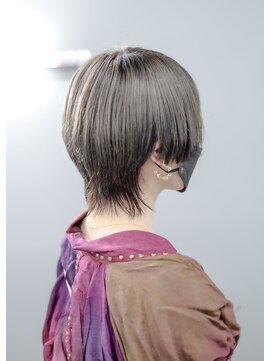 ノード(NODO) ショートウルフのハイトーングレージュ