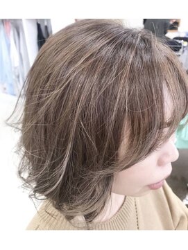 プララ ストレートボブ