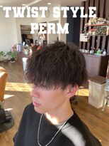 クロー(CLAW)&nbsp;ツイストスタイルパーマ