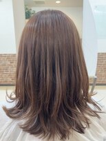 カットハウス はさみの部屋&nbsp;ミディアムウルフ/低めレイヤー/ピンクブラウン/流しバング