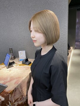 ペレ 栄店(PELE) 斜めバング/グレージュカラー/シルキーベージュ/栄/名駅