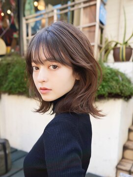 クオン 伊勢崎(QUON.) 斜めバング/グレージュカラー/デザインカラー/シルキーベージュ