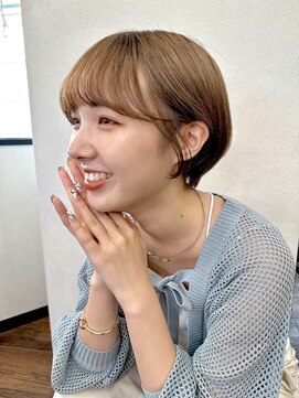 レイラバイアフロート 吉祥寺(Lila by afloat) くびレイヤーグレージュショート20代30代40代似合わせカット